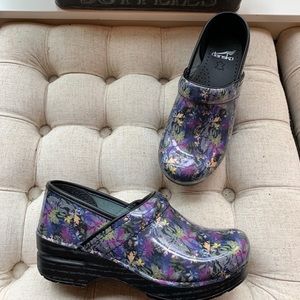 Dansko new floral clogs 38